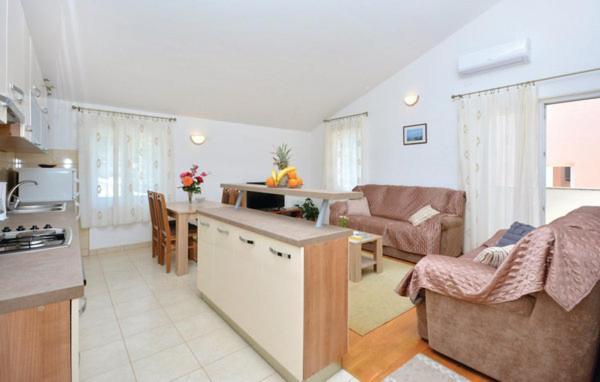 Apartman Zora Podstrana Luaran gambar